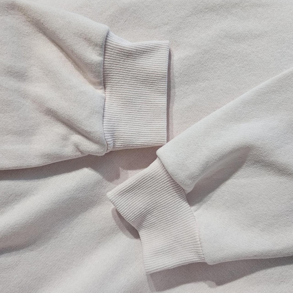 Sanrio Hello Kitty and Friends Pink Apparel - Picture 8 of 8